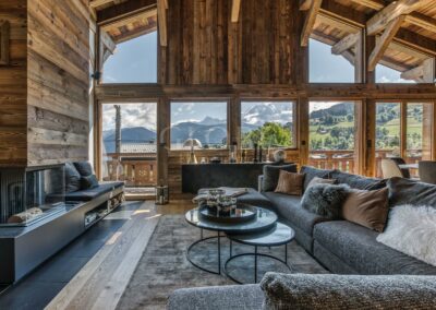 salon cheminee vue dégagée sur Mont Blanc